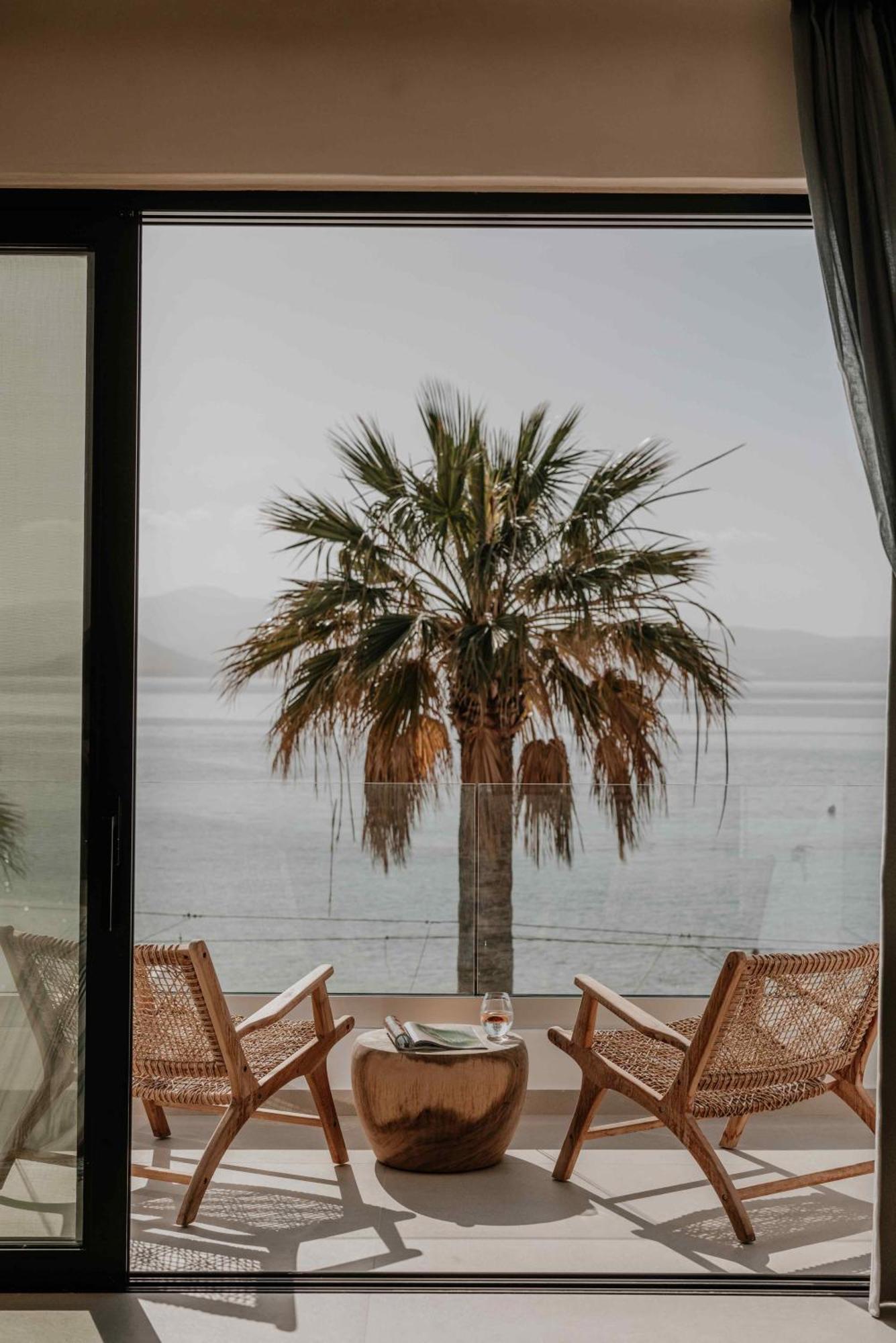 Ostrako Beachside Suites Agia Anna  Luaran gambar